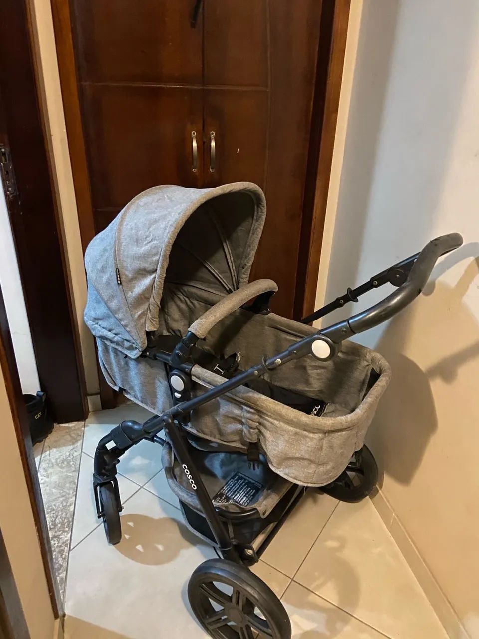 Carrinho de bebê - Cosco 3 em 1  - Foto 3