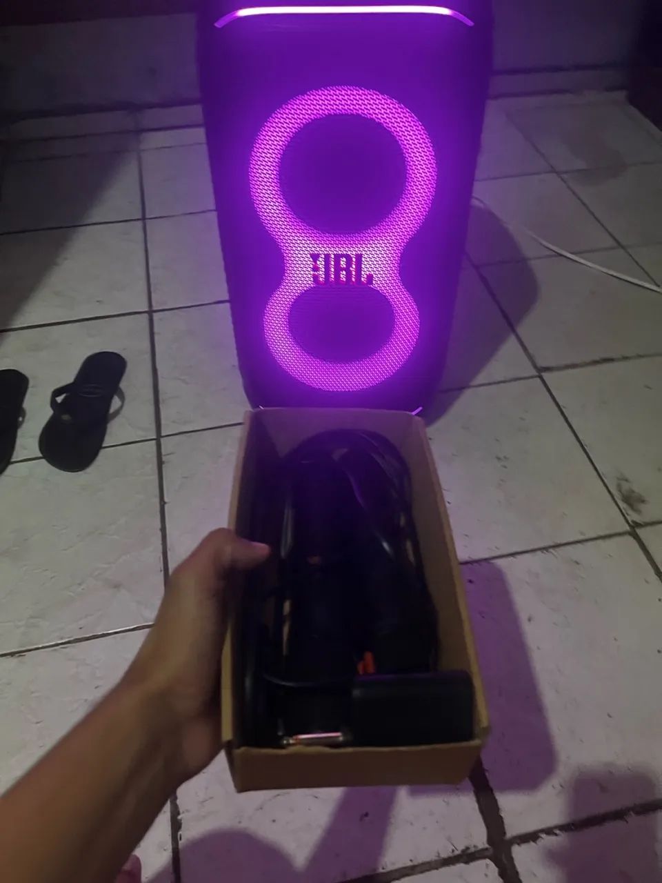JBL 310 e com dois microfones originais  - Foto 3