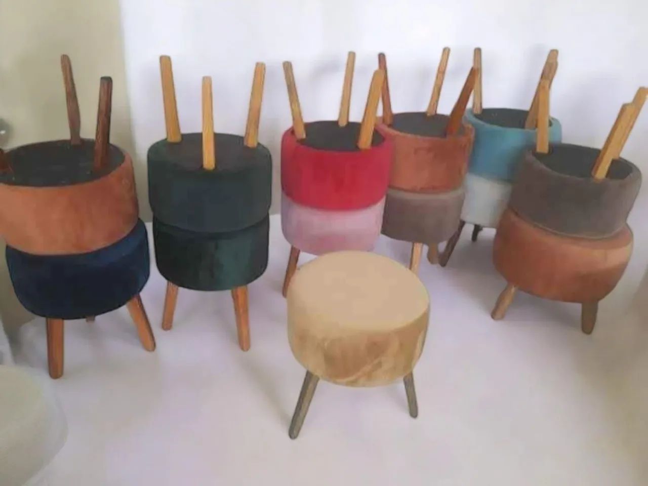 PUFF DIVERSOS MODELOS A PARTIR DE R$ 80,00