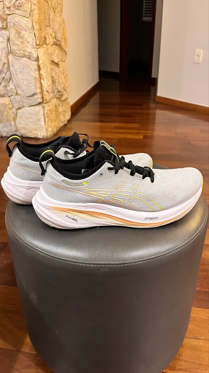 TÊNIS DE CORRIDA MIZUNO ORACLE TAM 34 - Calçados Esportivos - Além