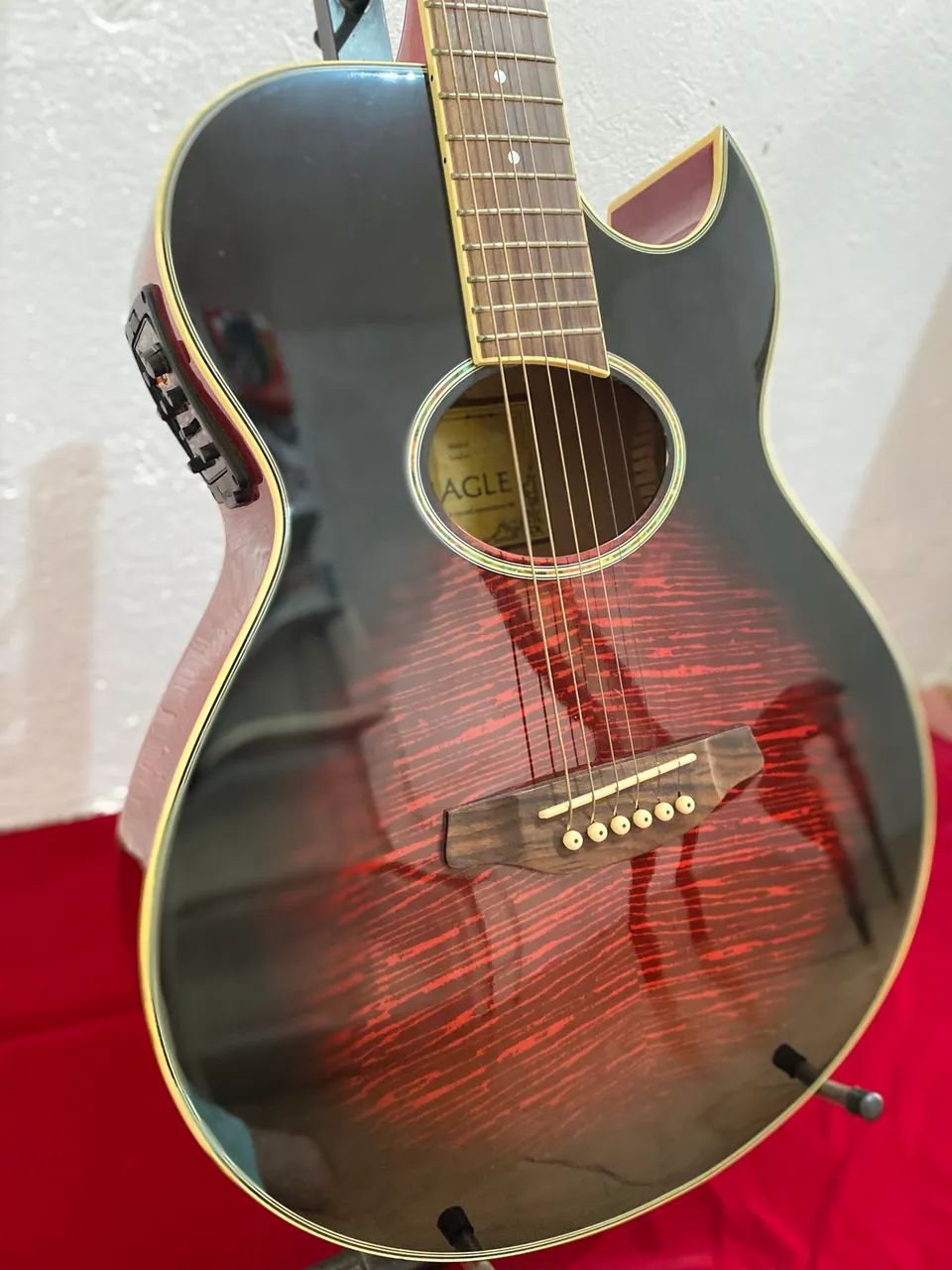 Violão eletroacústico da marca Eagle, modelo GL36 - Foto 2