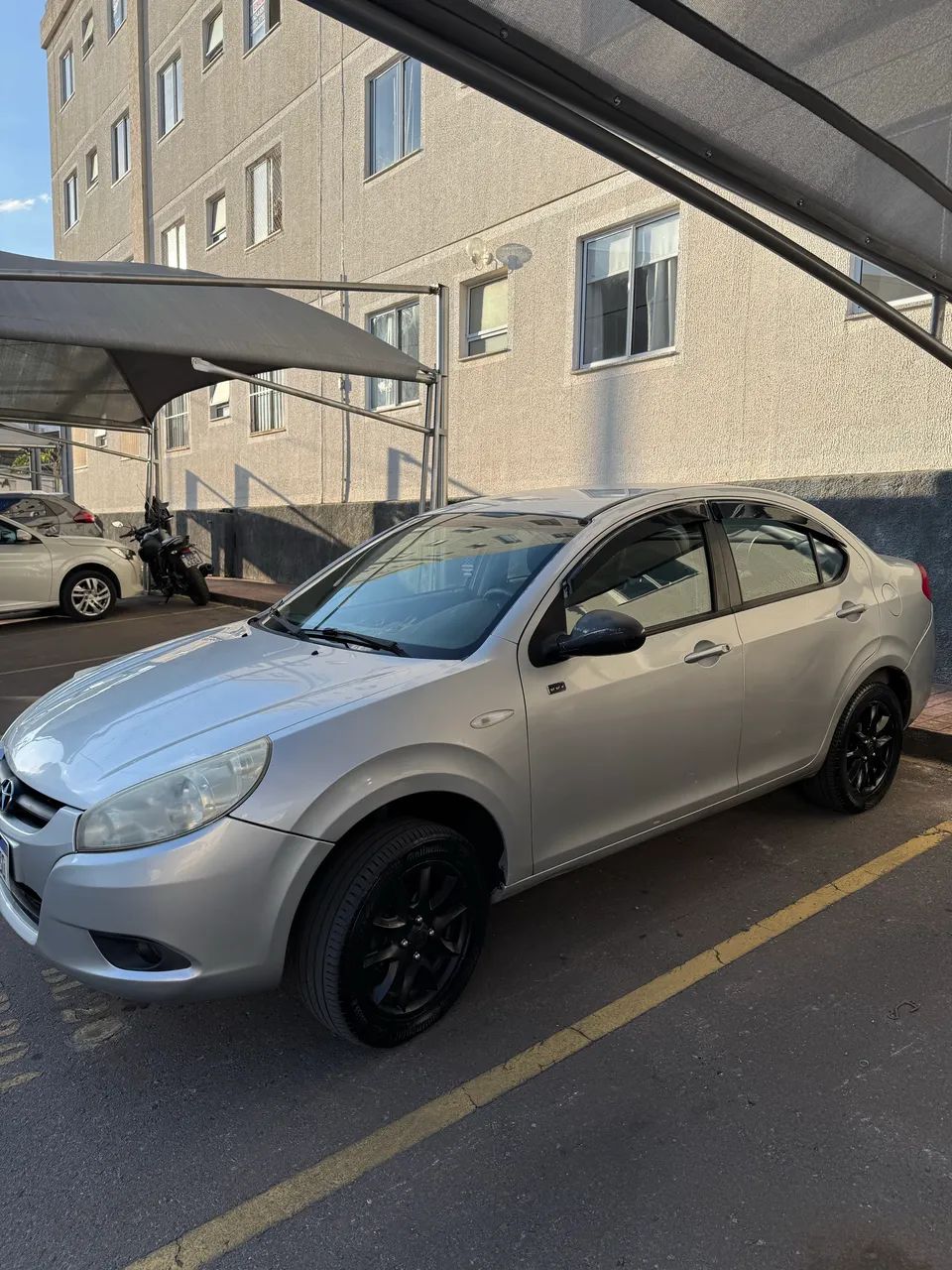 JAC J3 J3 turin Sedan Brasil 1.4 16V 4p Mec. 2012