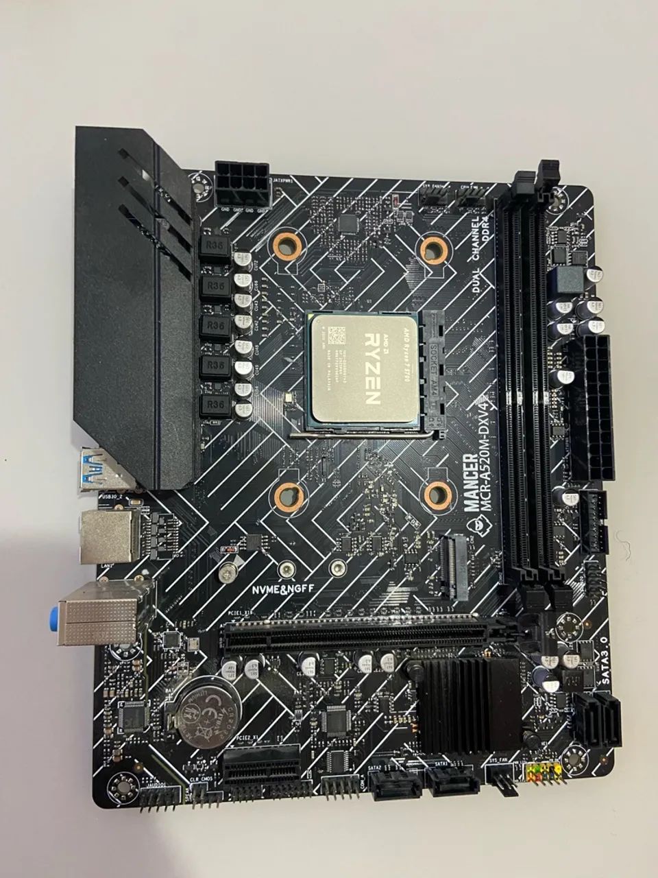 Ryzen 7 5700 com placa mãe