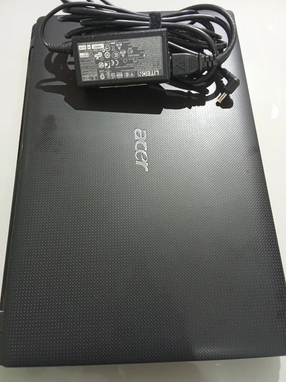 Notebook Marca Acer i3 em ótimo estado mas parou de funcionar!