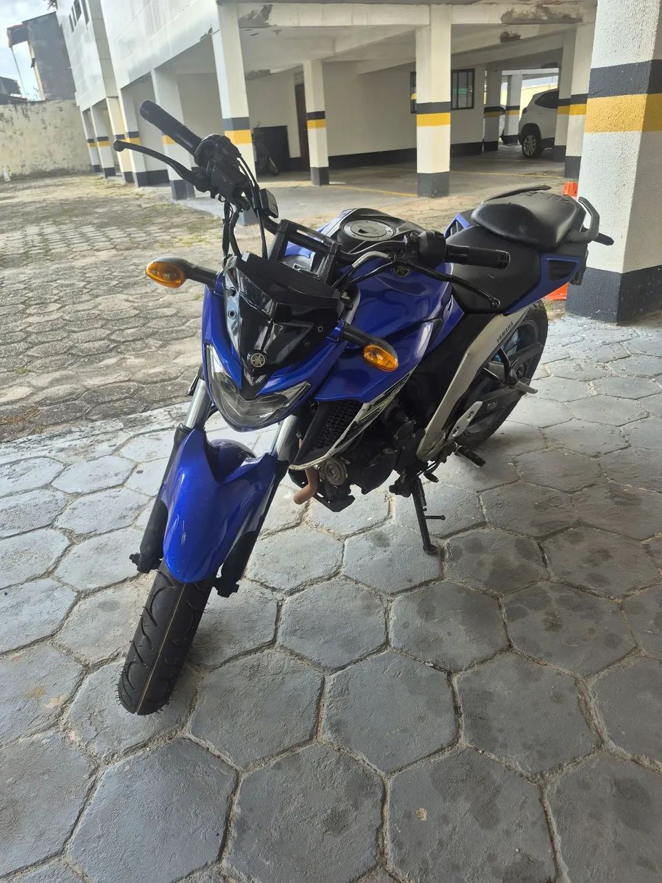 Fz25 - Foto 3