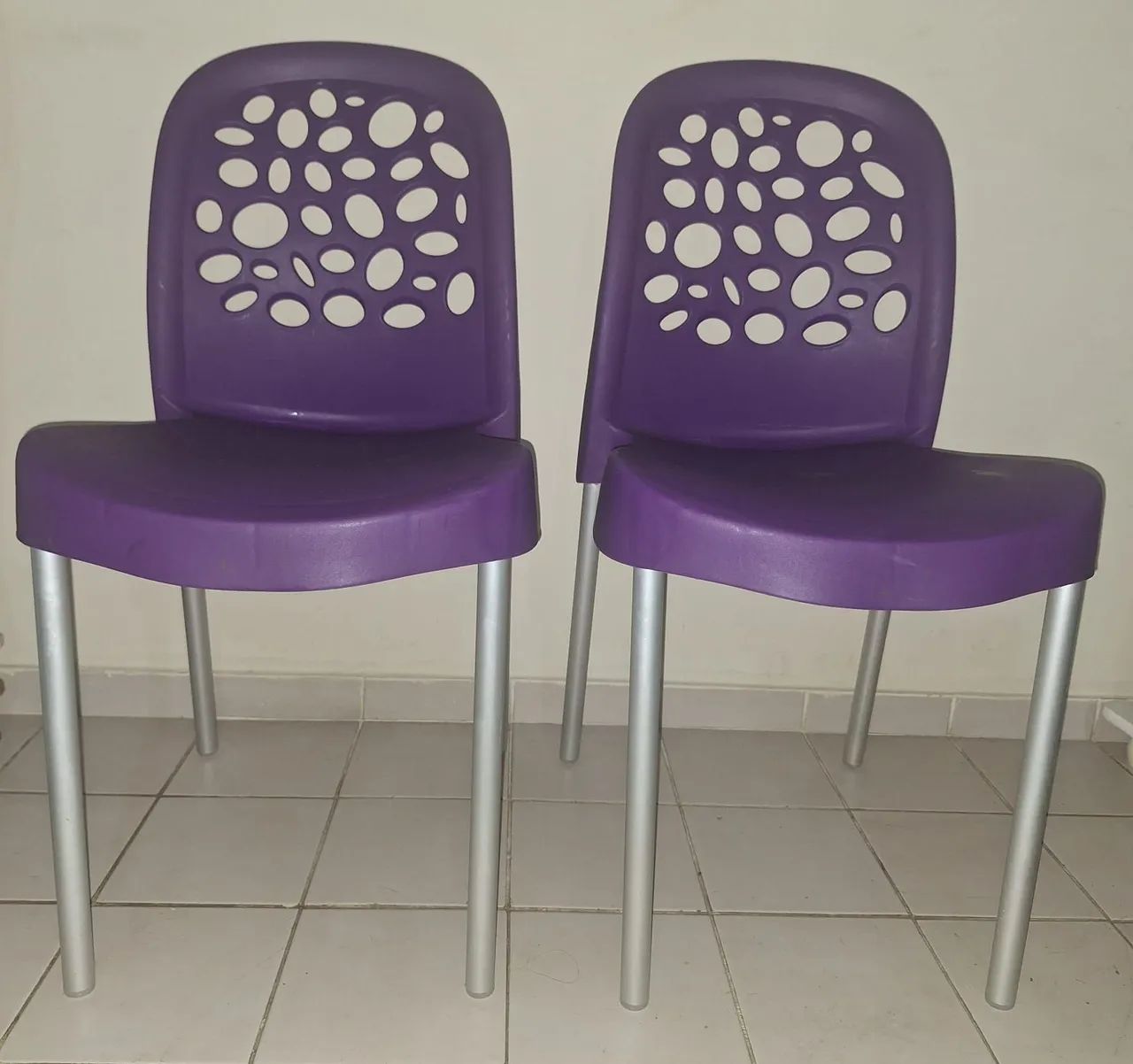 2 Cadeiras roxa