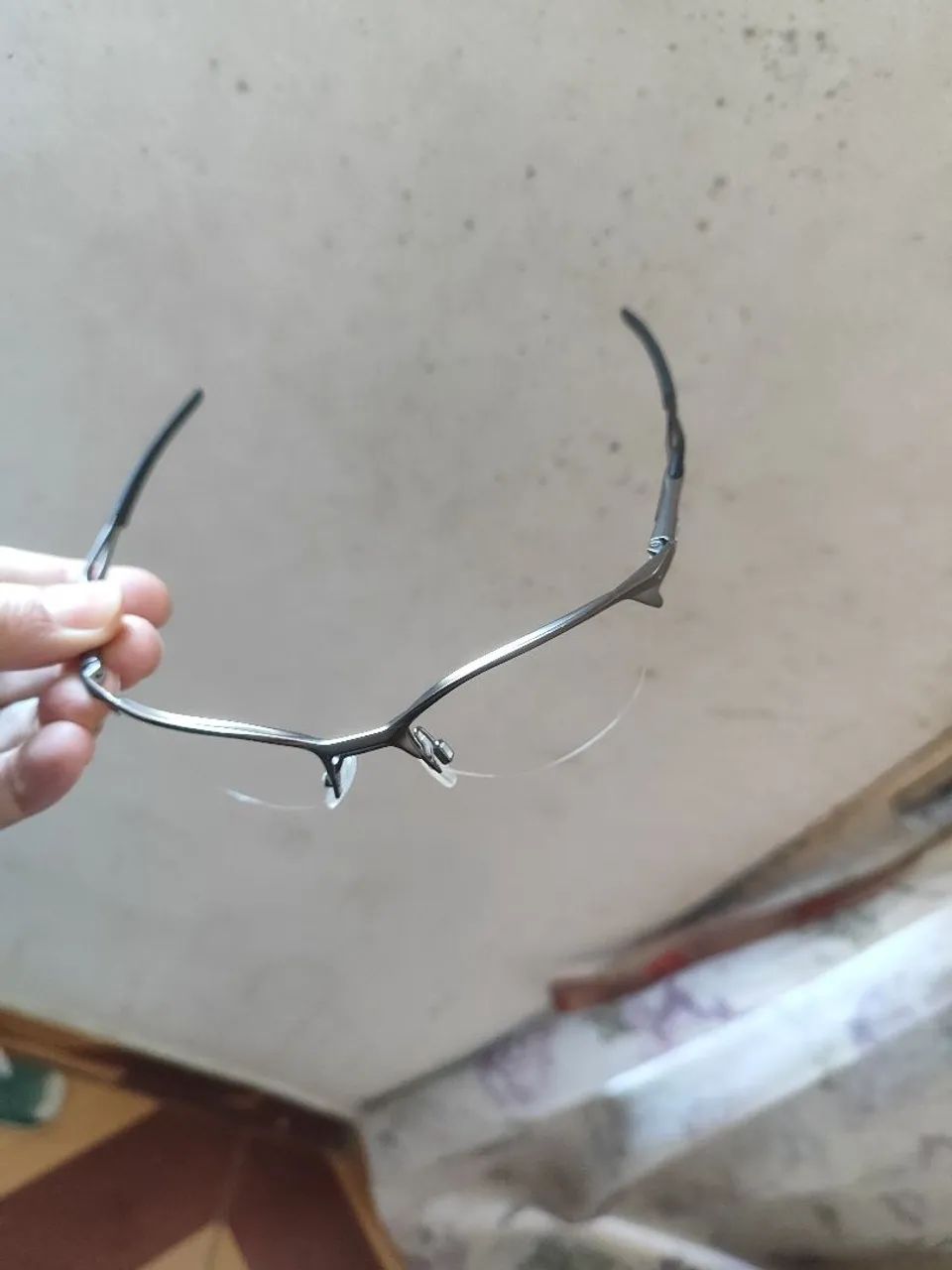 Armação Oakley wire tap 2.0