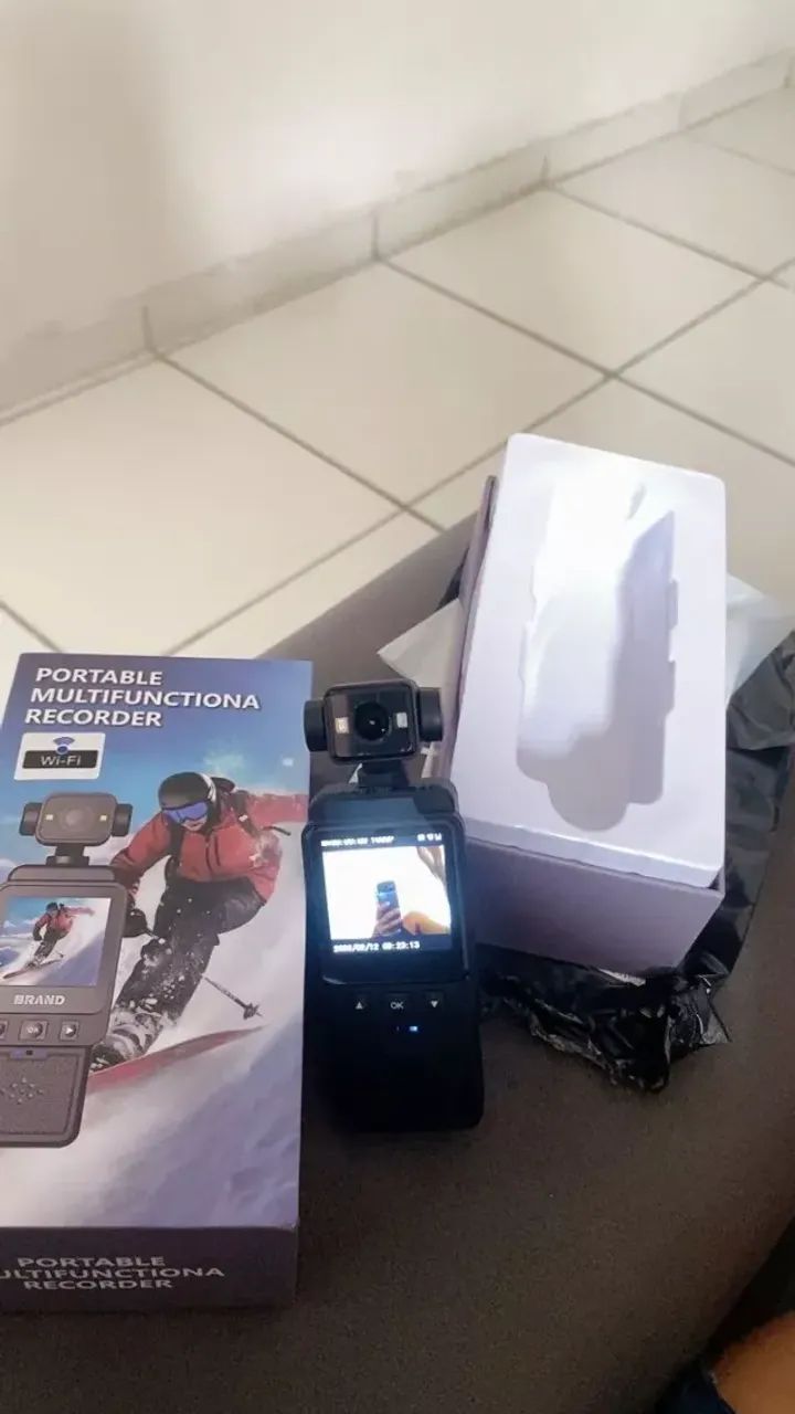 Camera 270º HD com tela LCD - Foto 2