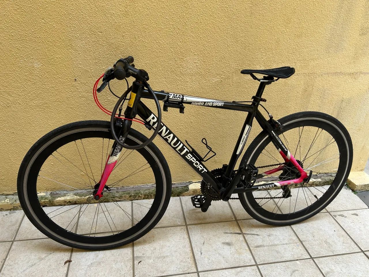 Bicicleta speed Renault.