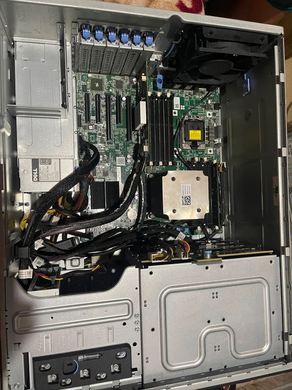 Servidor Dell PowerEdge T420 -  Tem 3 HD de 500GB - Foto 4
