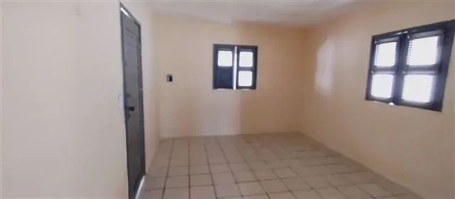 CASA PARA ALUGUEL COM 02 QUARTOS -GARAGEM - PACATUBA/CE - Foto 4