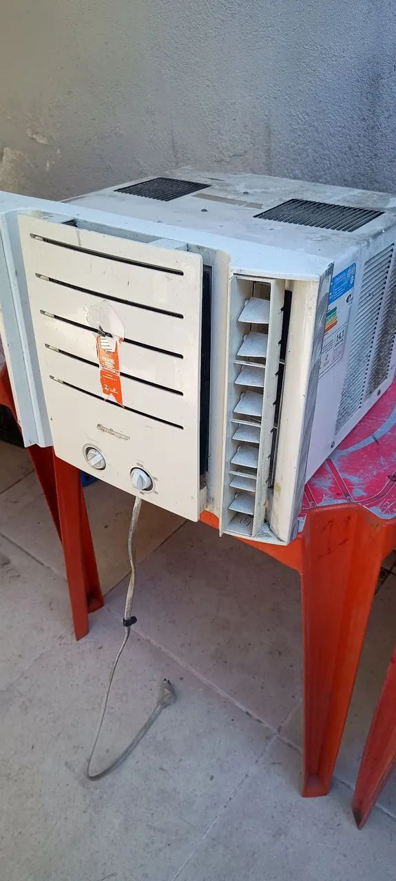Ar-condicionado funcionando perfeitamente. 7.000 BTUS - Foto 3