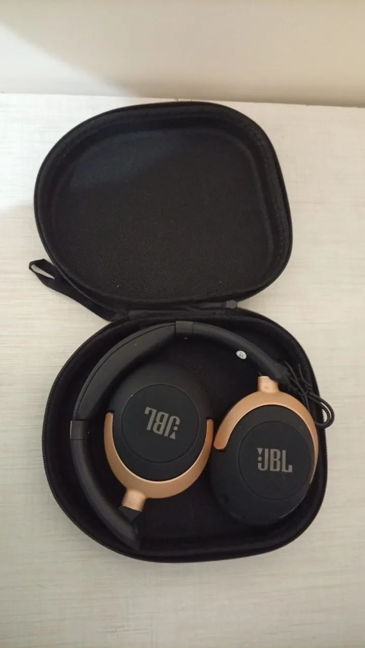 Fone de ouvido JBL