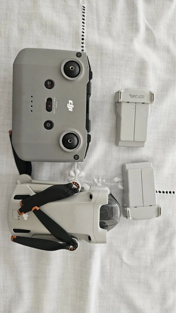 DJI Mini 3 Pro com 2 baterias (sendo 1 Plus)
