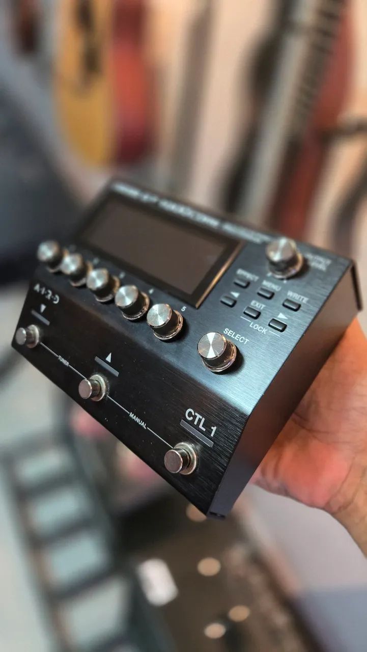 Processador simulador de efeitos BOSS GT-1000 CORE