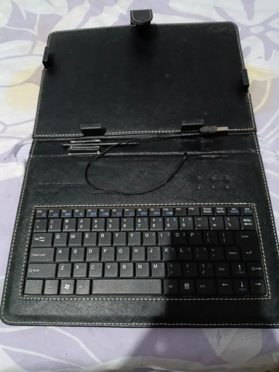 Teclado Com Capa Portetora Para Tablet De 10 Polegadas Preto - Foto 2