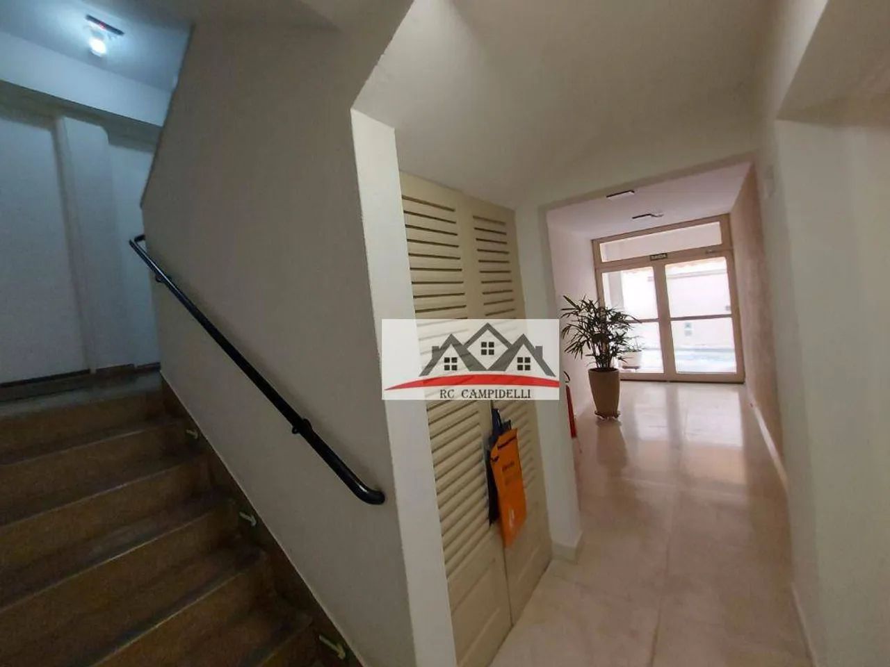 Apartamento com 2 dormitórios, 77 m² - Com excelente localização !! - Chácara da Barra - C - Foto 3