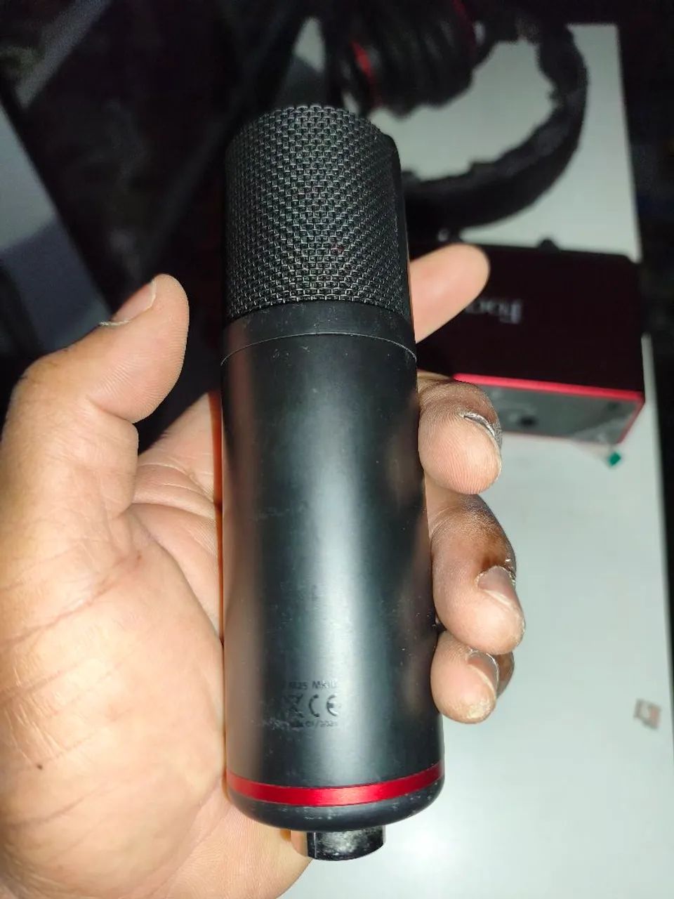Microfone condensador Focurite Scarlett  - Foto 3