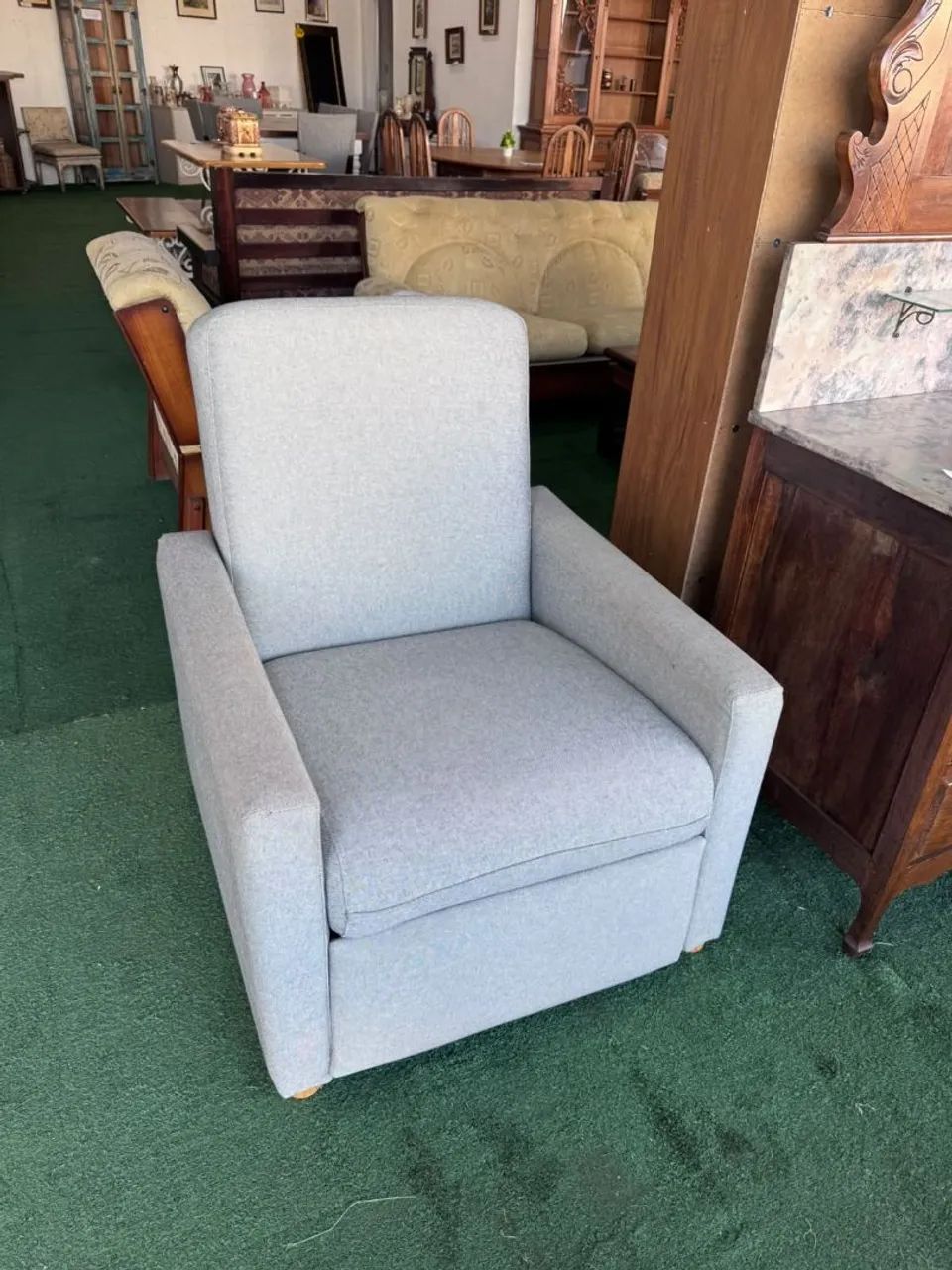 Balcão Multiuso <br>Entrada para Cabos e Rodinhas - Foto 2