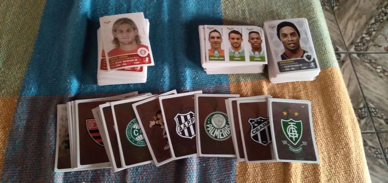 Figurinhas camp. Brasileiro 2013 - Foto 4