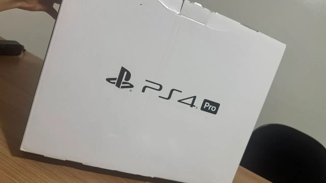 PS4 Pro Spider-man Na caixa com berço - Foto 3