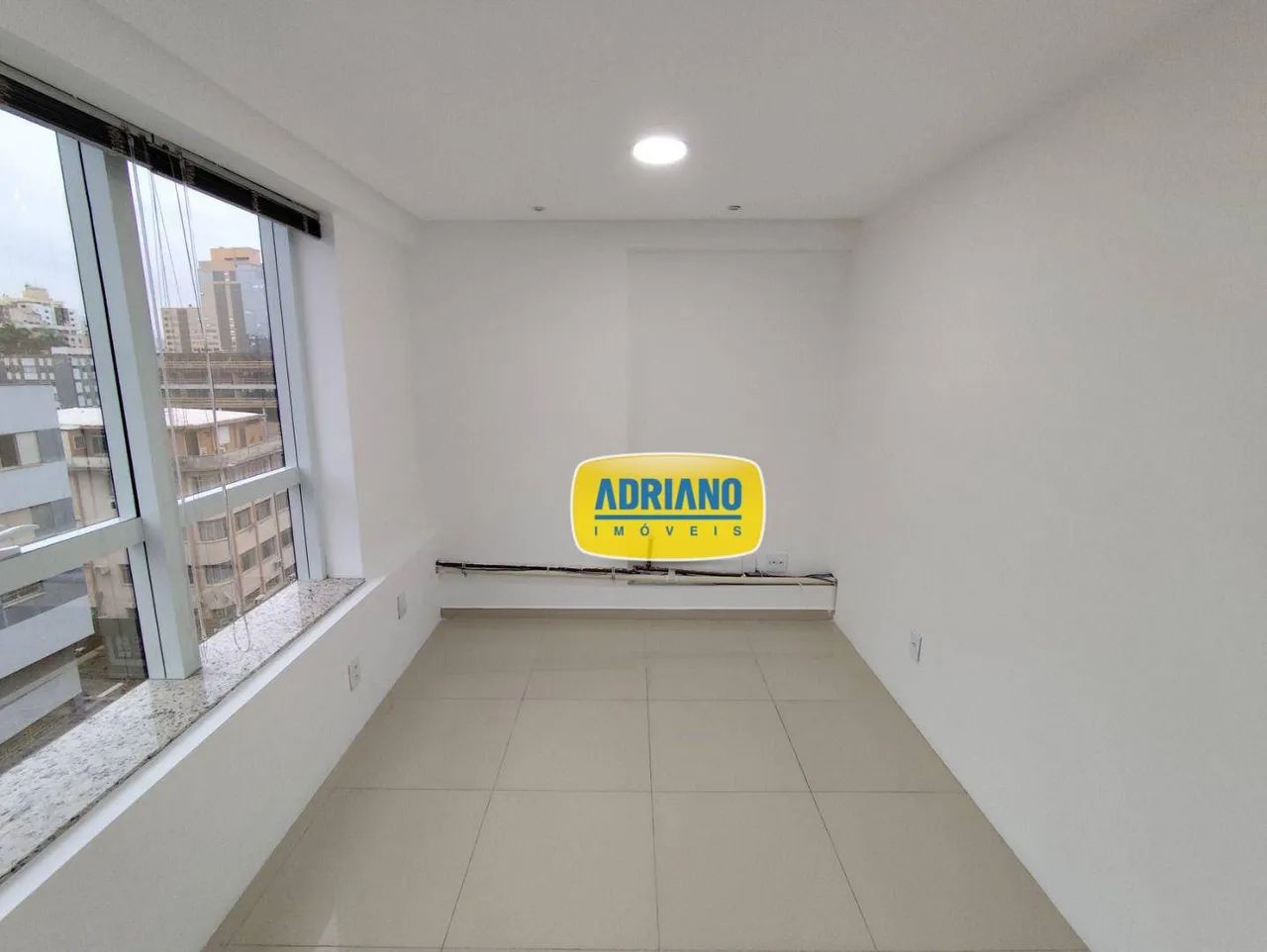 Sala para alugar, 52 m² por R$ 3.984,21/mês - Estreito - Florianópolis/SC - Foto 3