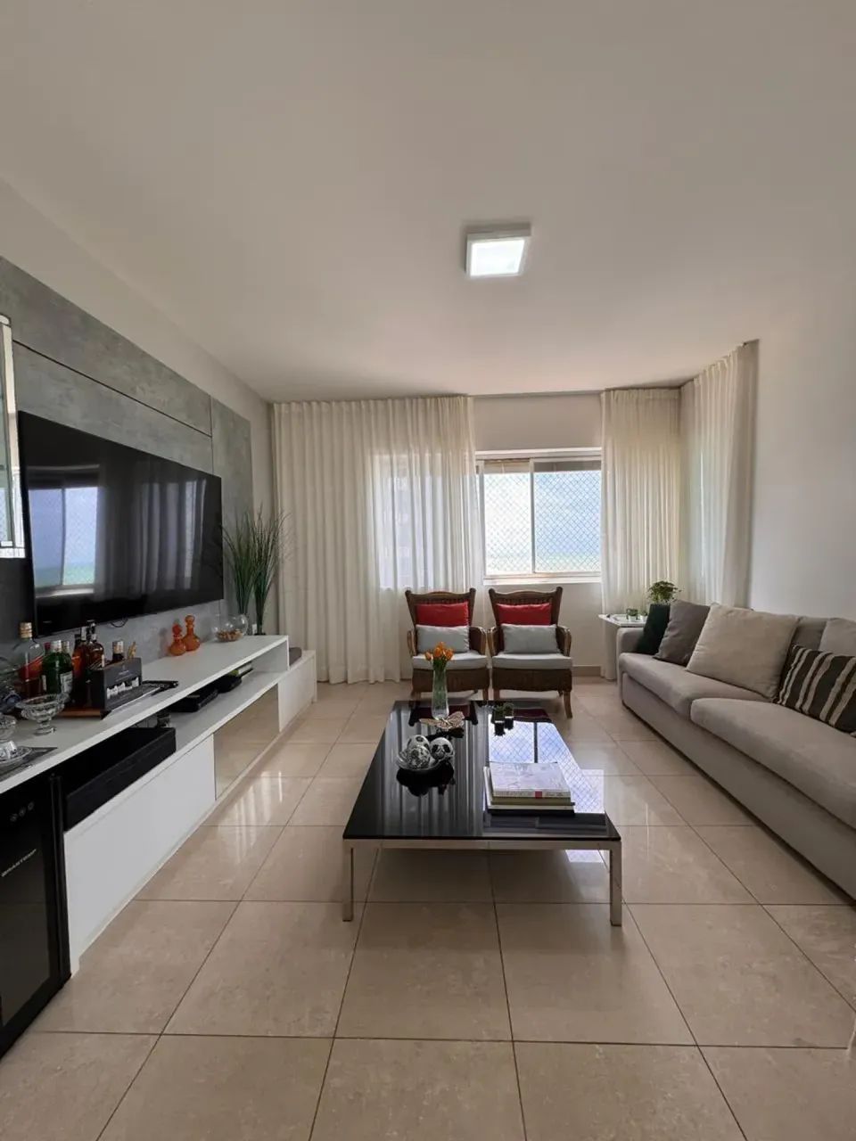 APARTAMENTO 03 QUARTOS SENDO 01 SUÍTE 150m² - Foto 2
