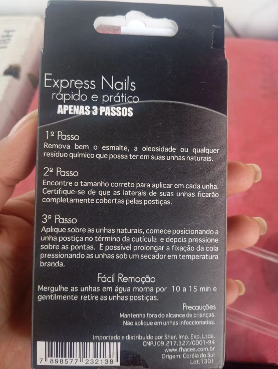 Unha postiça e piercing  - Foto 2