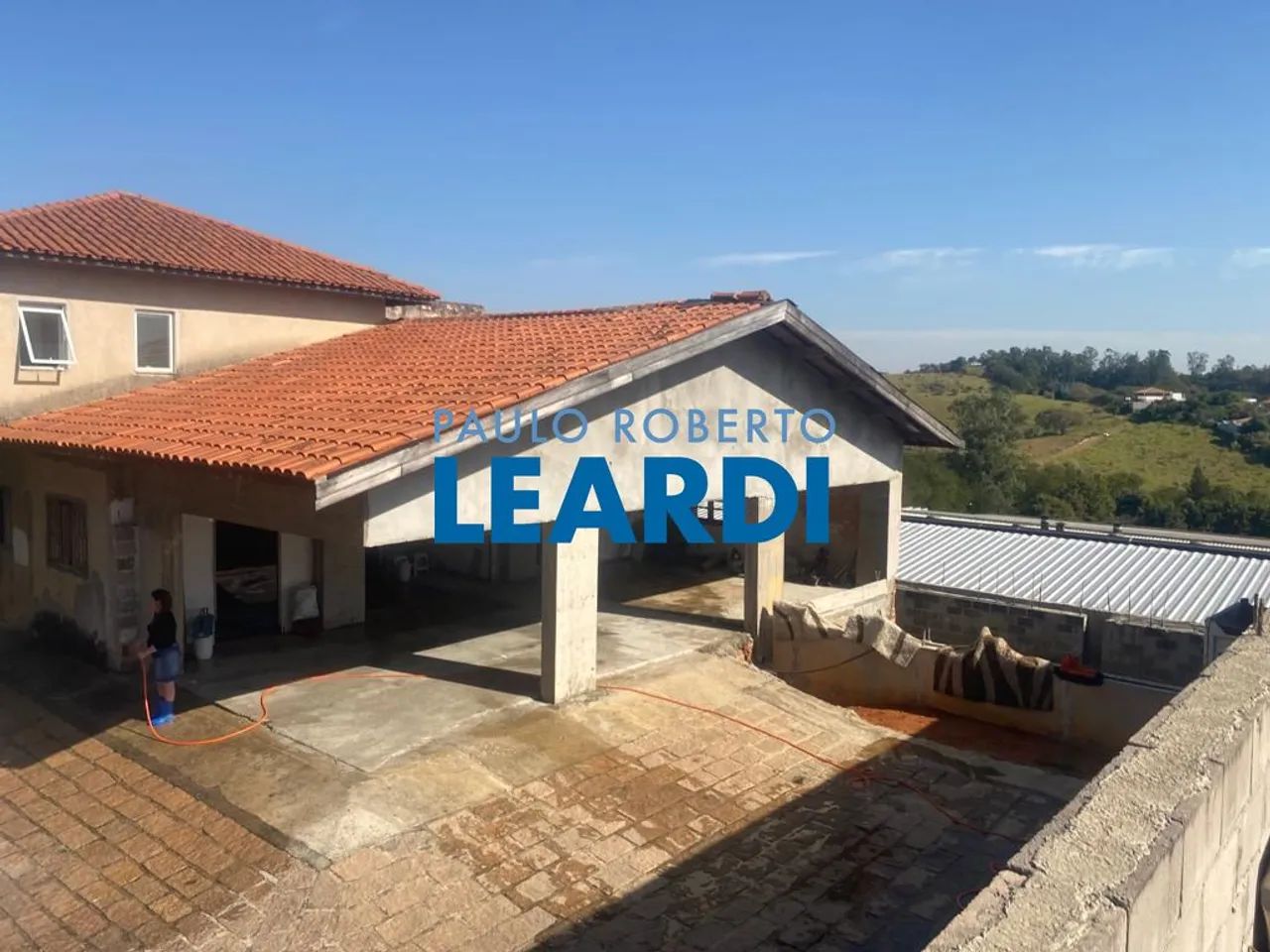CASA ASSOBRADADA - SANTA CÂNDIDA - SP