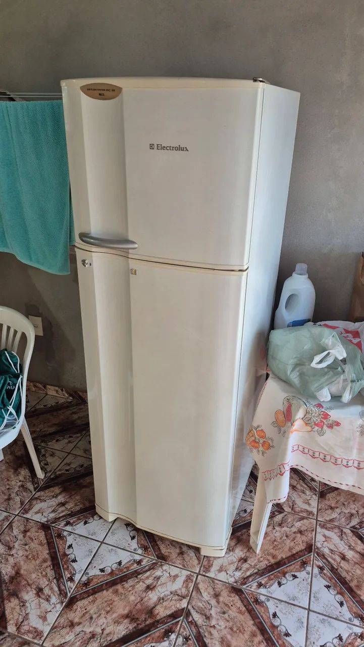 Geladeira Electrolux - Bom estado - Foto 4