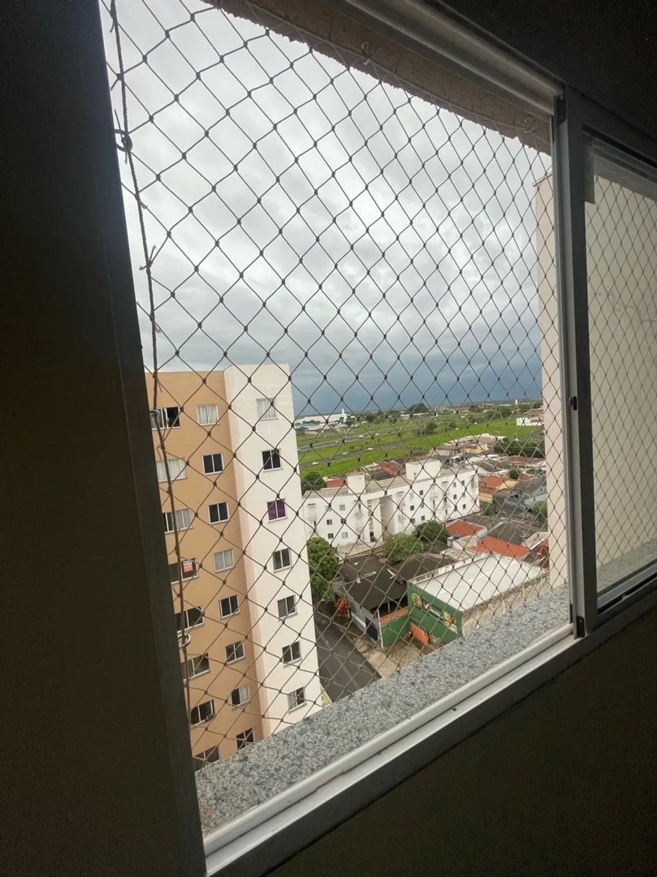 Alugo apartamento 