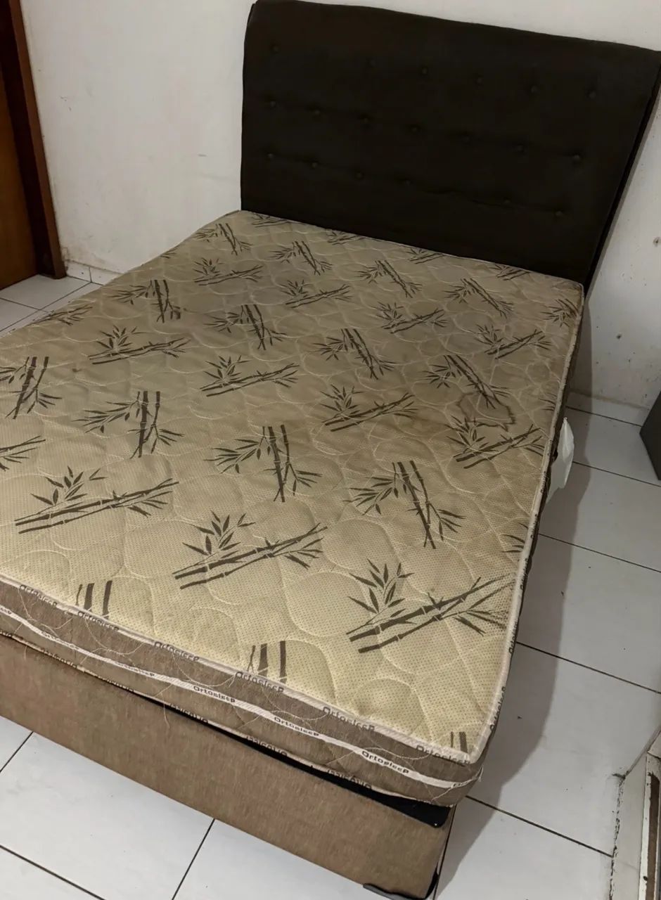 Cama Box casal base mais colchão base e Cabeceira usada - Foto 4
