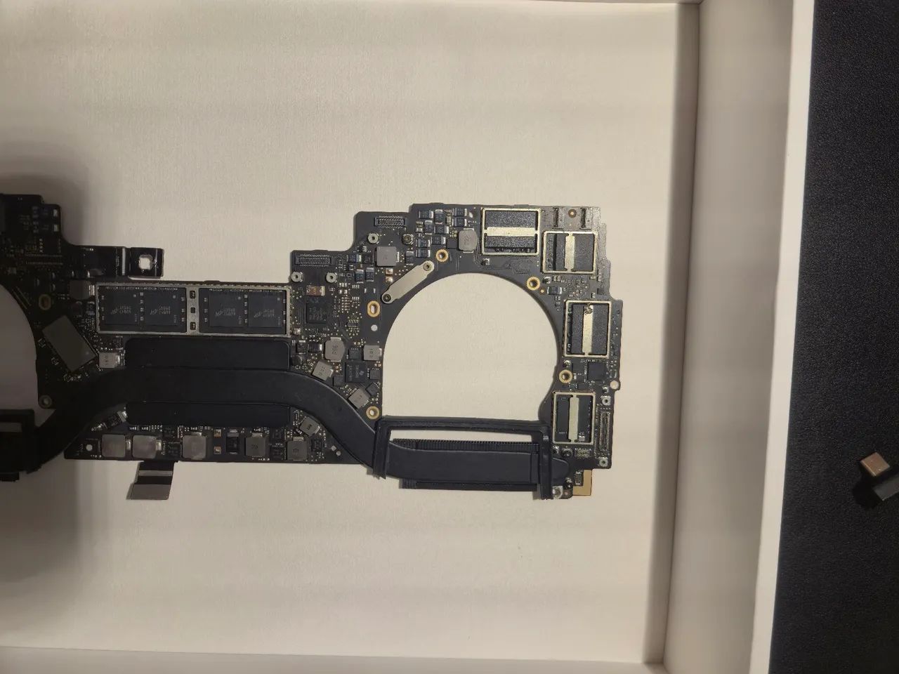 Placa mãe macbook a1706  - Foto 4