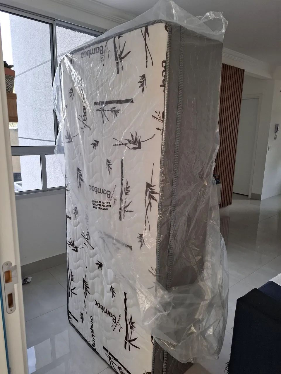 Cama box de solteiro