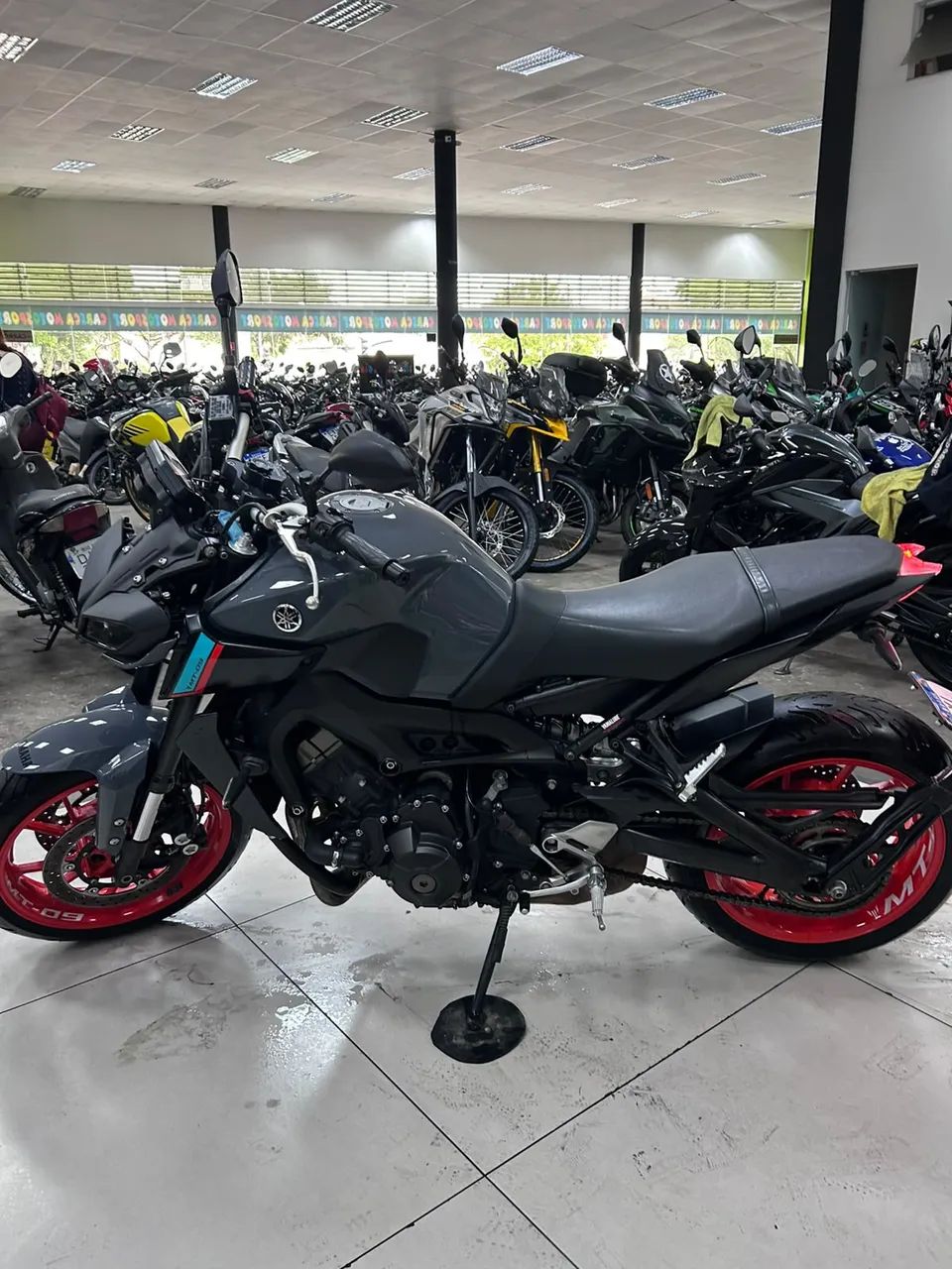 YAMAHA MT-09 - Foto 4