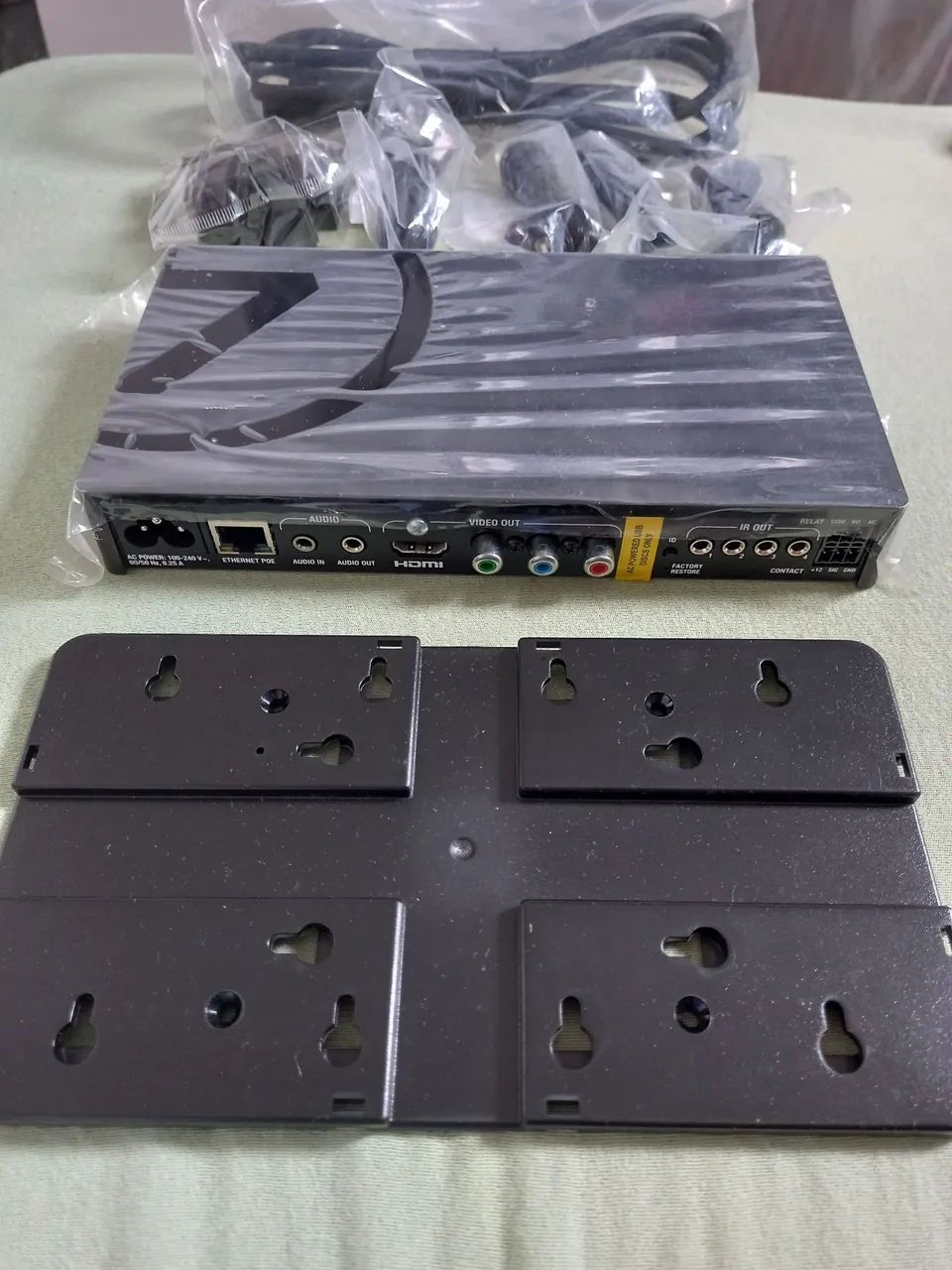 Control4 HC-250 Home Controller by Control4 - Foto 2