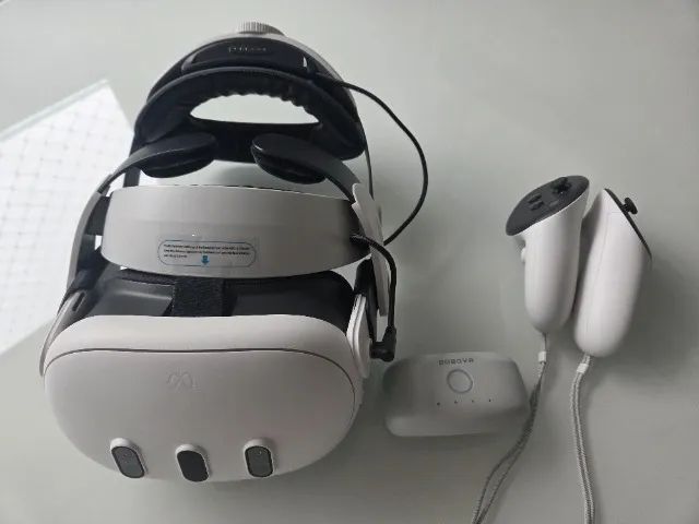 META QUEST 3 + BOBO VR M3 + BATERIA EXTRA 