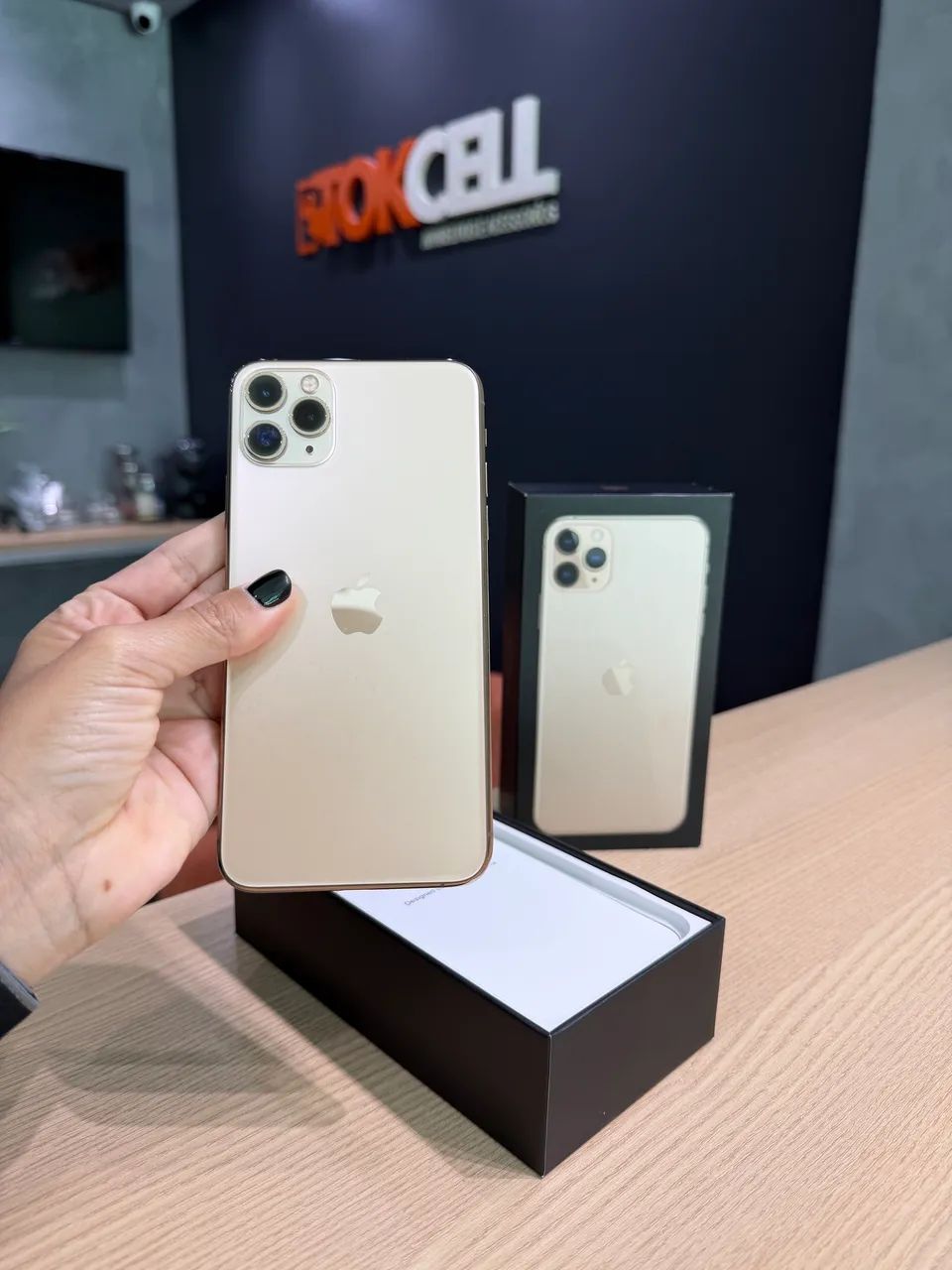 IPhone 11 Pro Max 256GB Gold Seminovo Garantia Loja Física