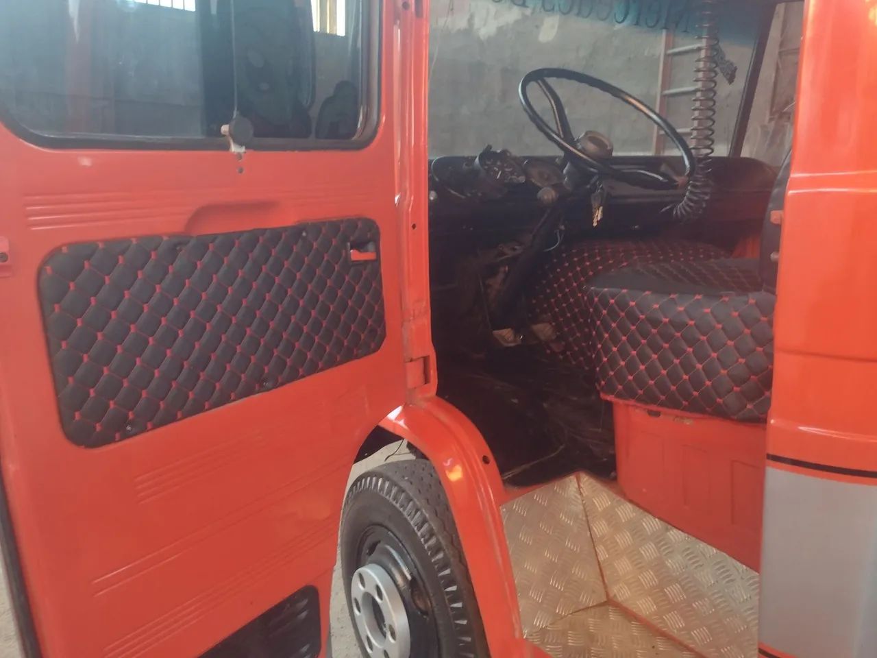 CAMINHÃO MUITO BEM CONSERVADO  - Foto 4