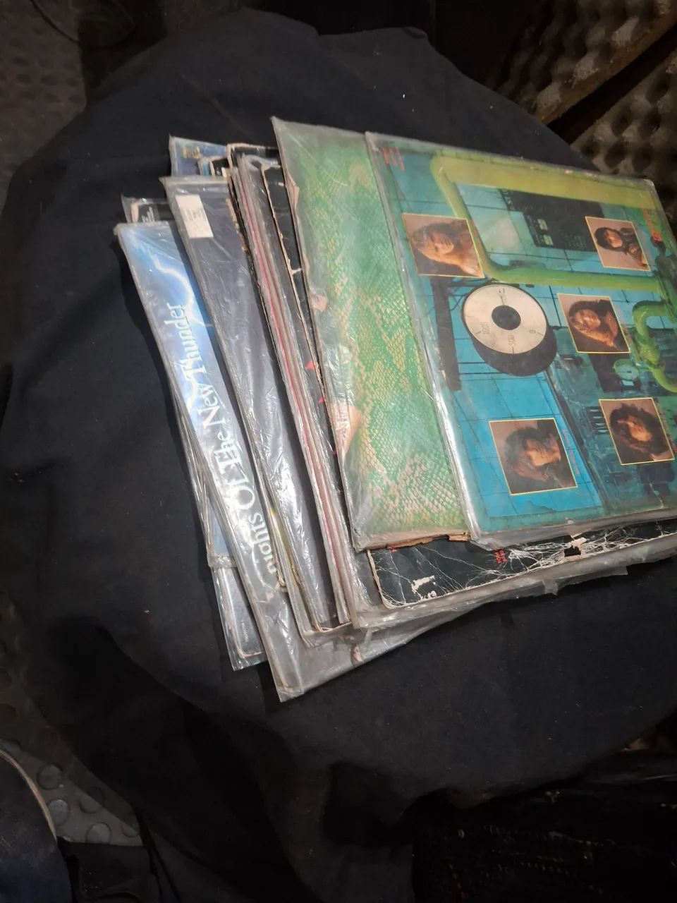 CDs vinis DVDs e instrumentos musicais.  - Foto 2