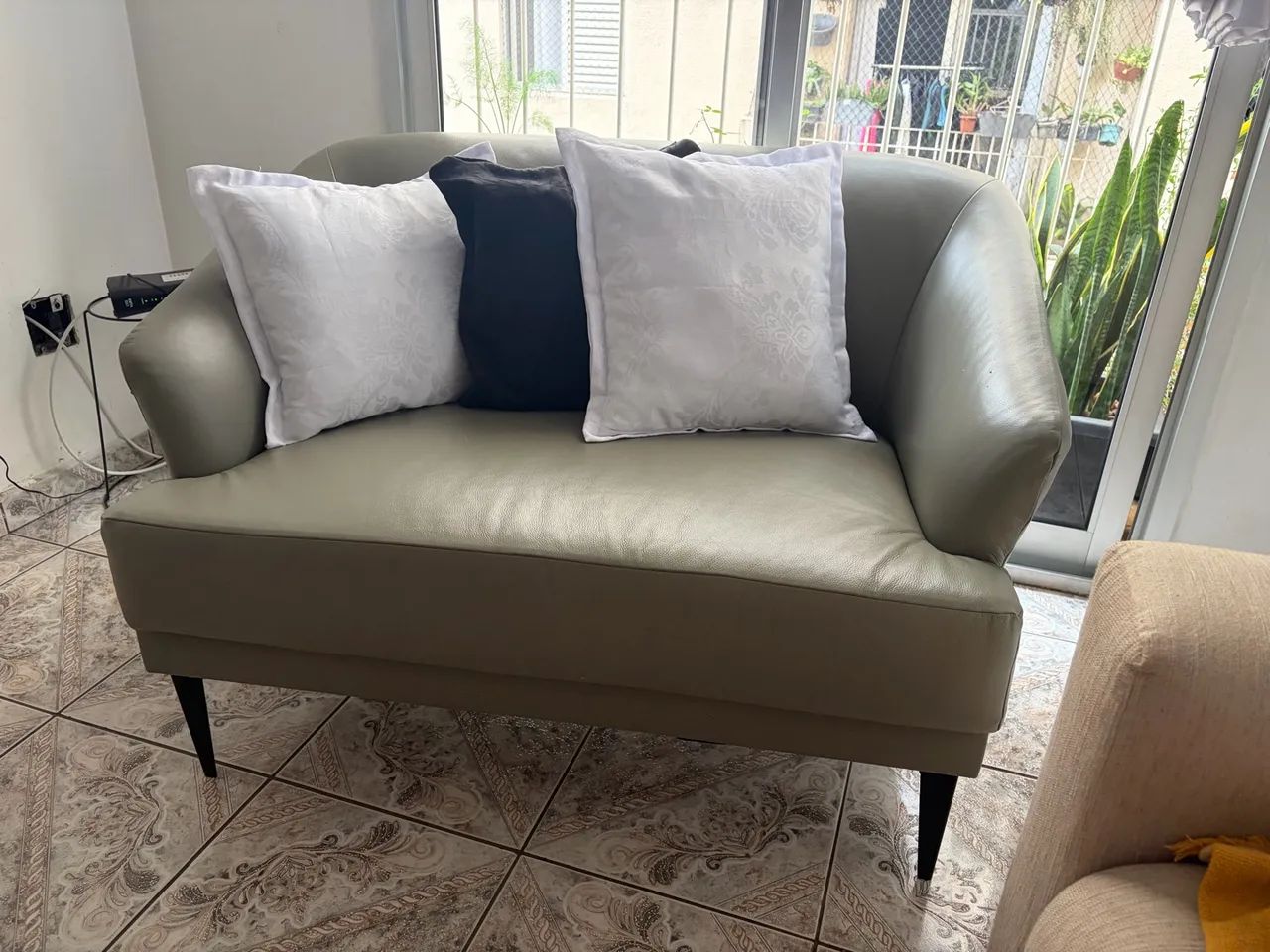 Vende-se lindas poltronas  - Foto 2