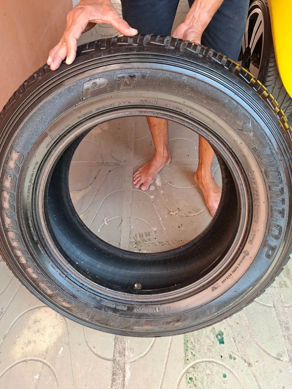 Pneu semi novo, bem carnudo