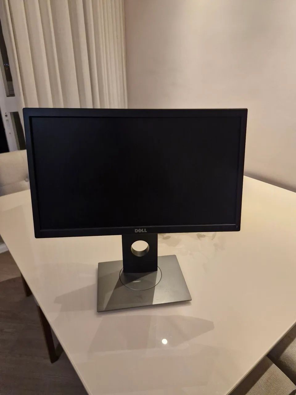 monitor Dell P2018H de 19,5 - Foto 3