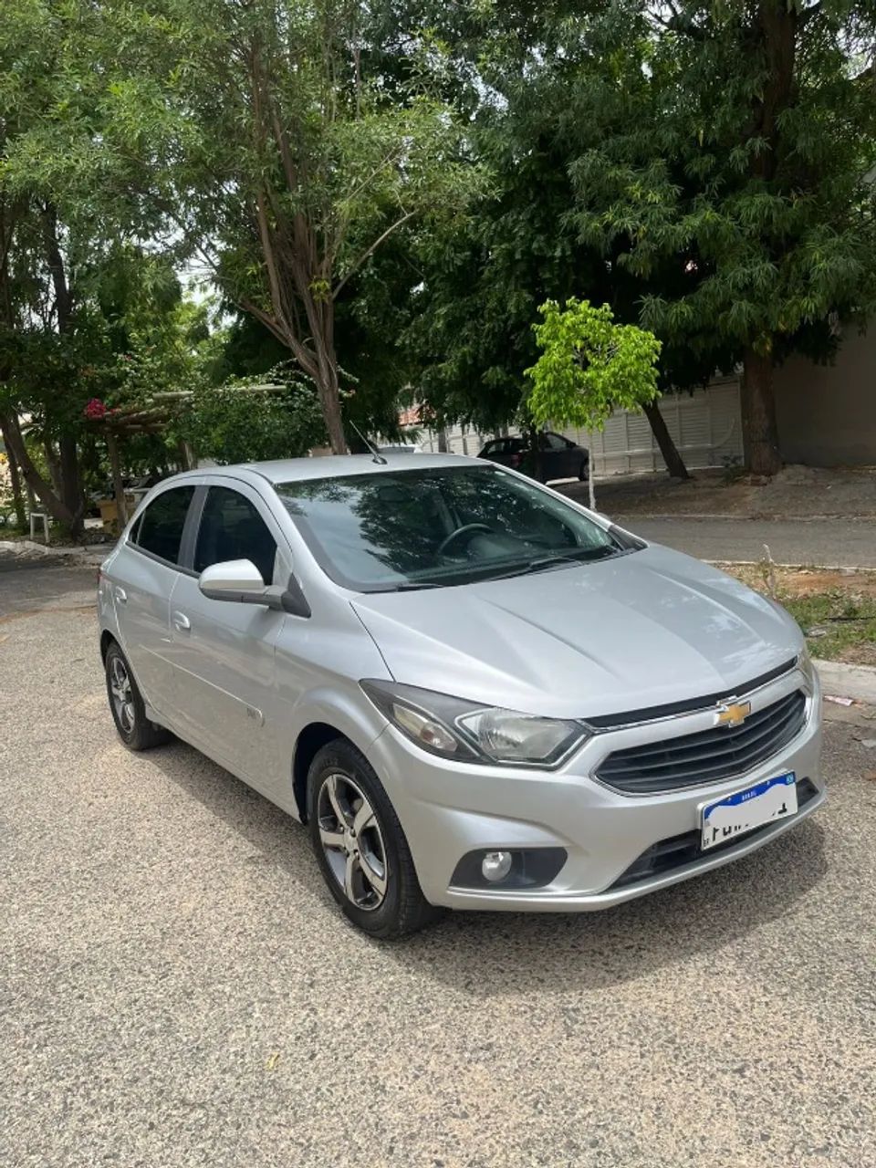 Chevrolet Onix Hatch LTZ 1.4 8V Flex Aut. 4P 2017