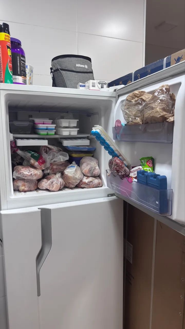 Geladeira Electrolux  371L - Foto 4