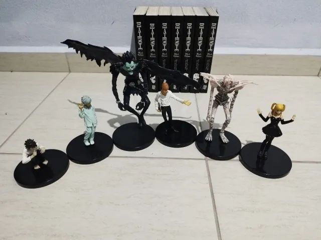 Coleção de mangás e Livros e Figure Action Death Note!