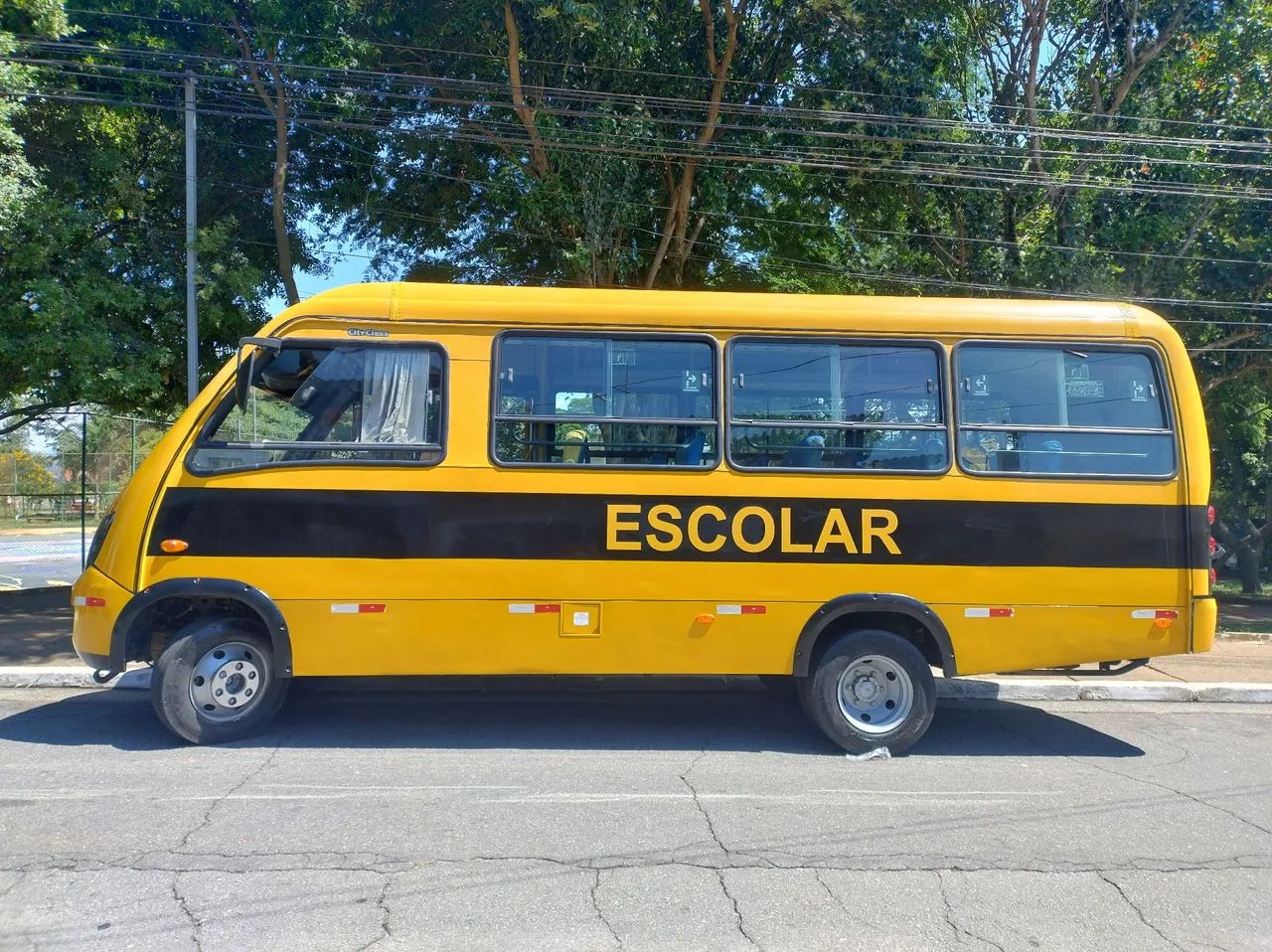 Micro ônibus Iveco  - Foto 2