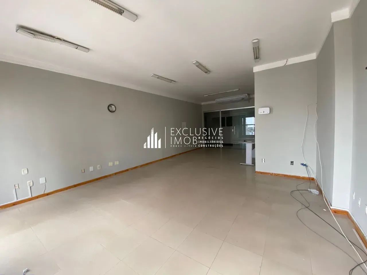 EXCELENTE SALA COMERCIAL NO METROPOLITAN TOWER - Foto 4