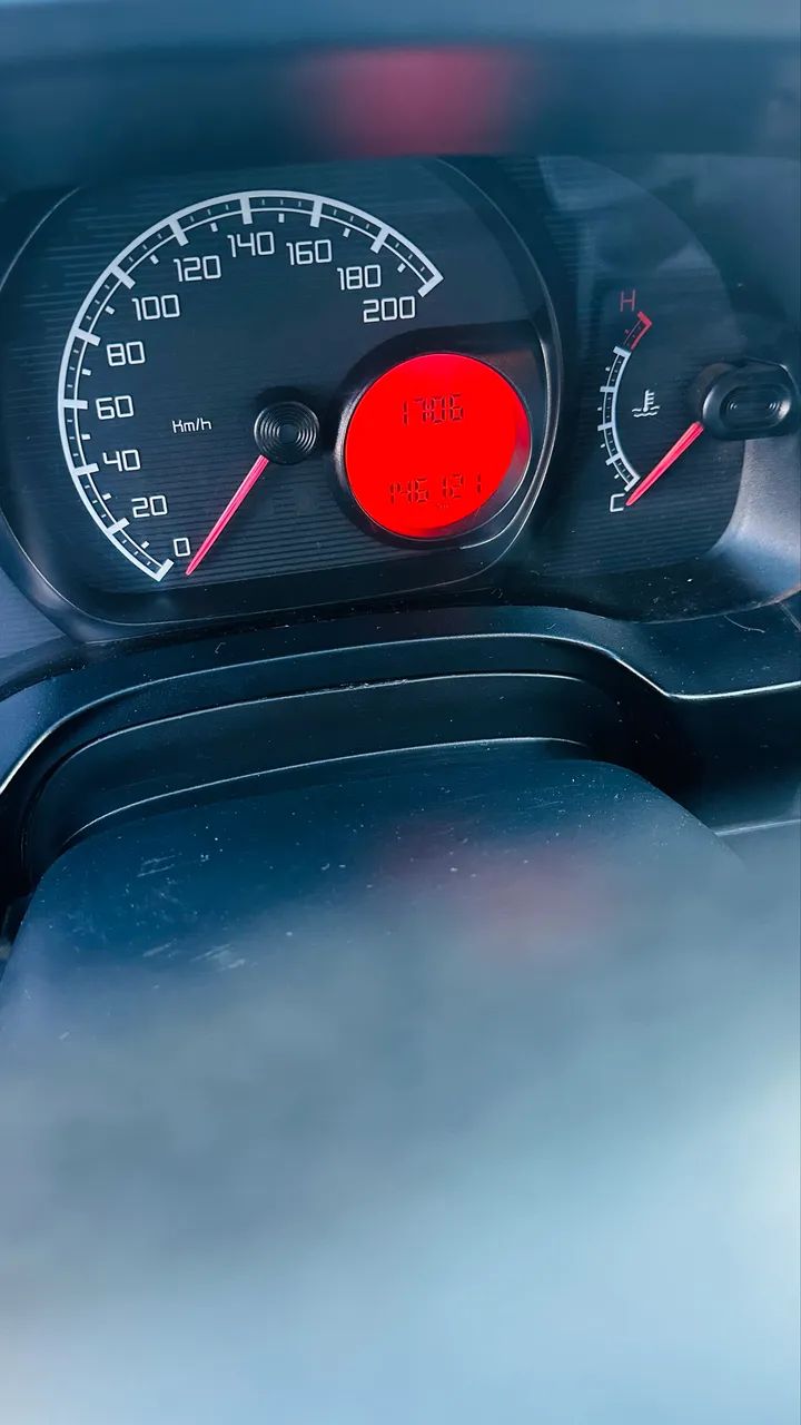 Fiat Strada Working Hard 1.4 Fire Flex 8V CS 2018 - Foto 2
