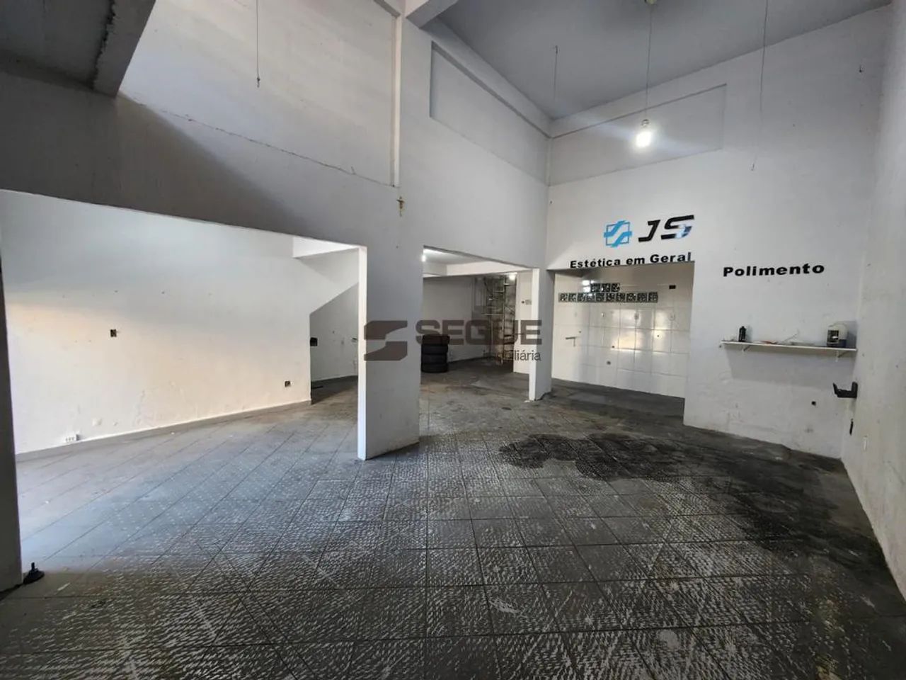 Loja à venda em Vila Velha, Itapuã, com 116 m²